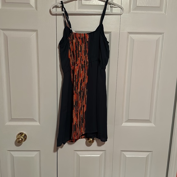 Casual Summer Dress - Picture 2 of 2